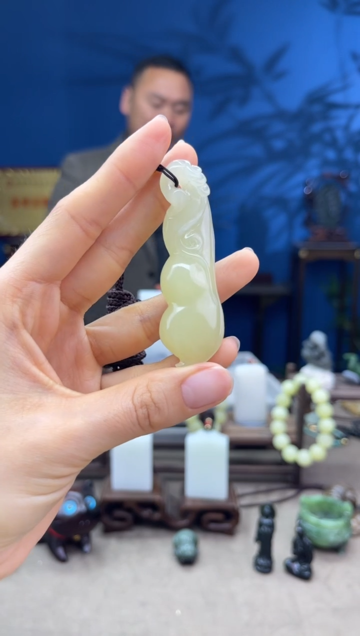 【闪购商品】和田玉颈饰未镶嵌1