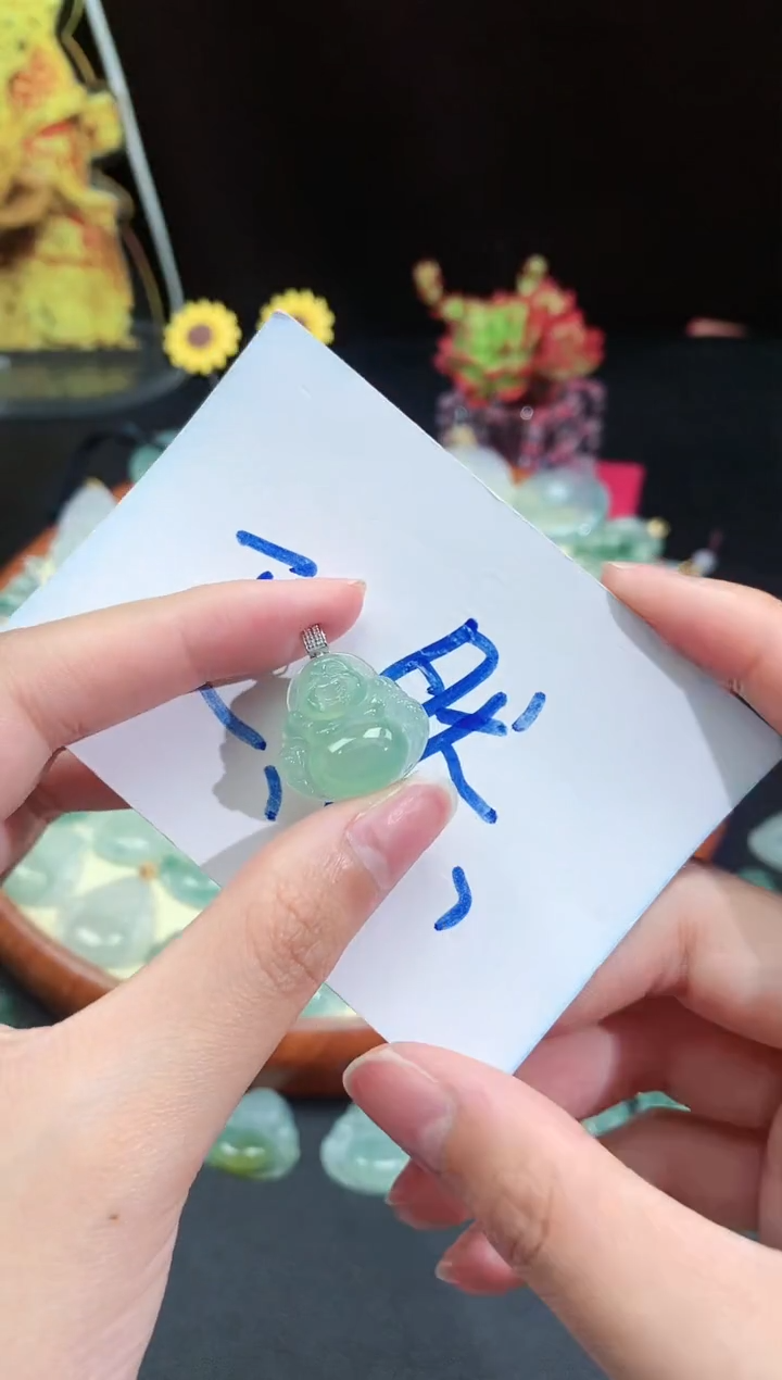 【闪购商品】翡翠颈饰未镶嵌佛公