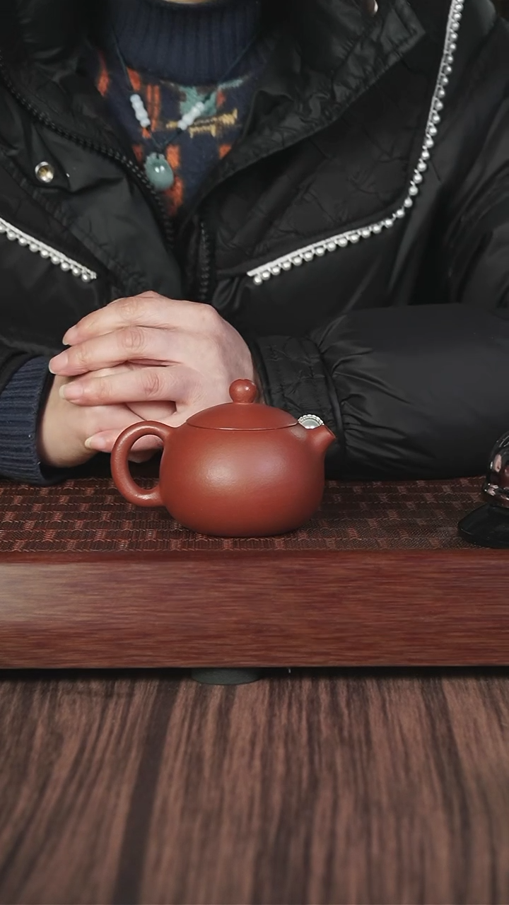 【闪购商品】紫砂茶壶LY朱砂 小西施 150CC