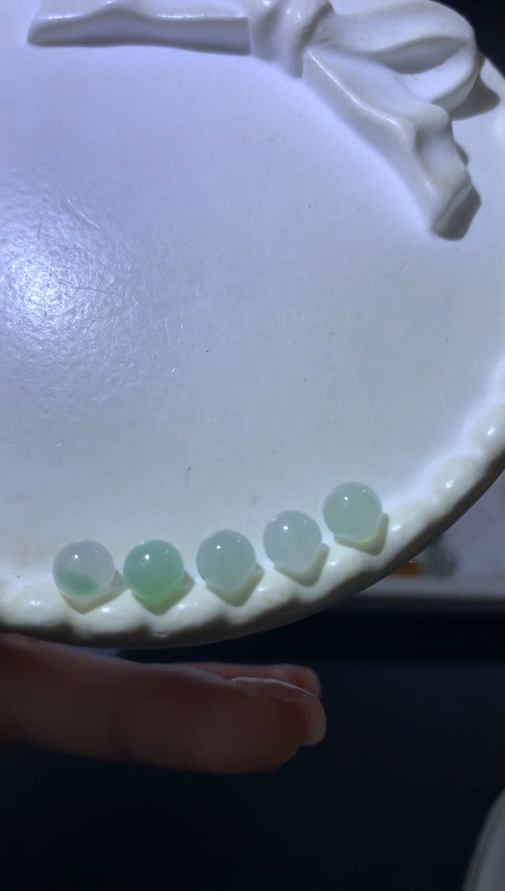 【闪购商品】定制翡翠未镶嵌珠7