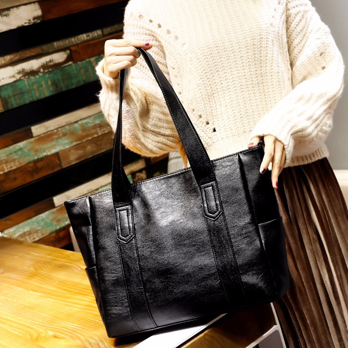 新款时尚女包休闲百搭女士真皮中年商务单肩肩包高档复古简约潮流