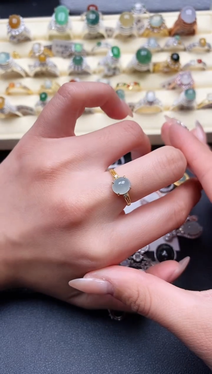 【闪购商品】翡翠戒指银S925镶嵌888888+4