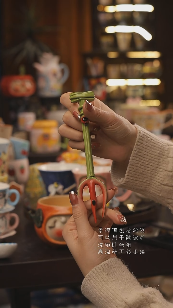 景德镇釉下彩绘设计师款式陶瓷