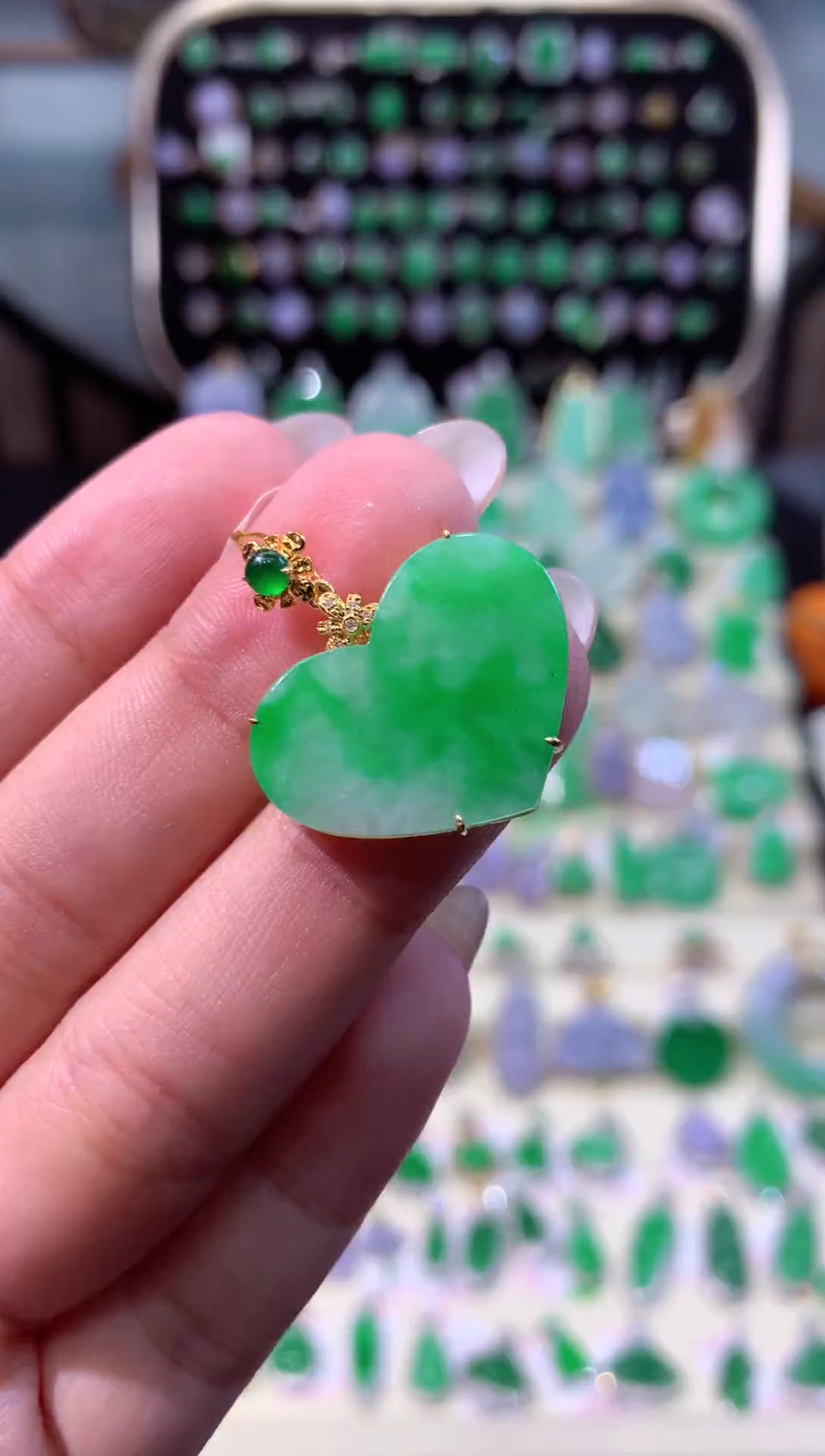 【闪购商品】翡翠颈饰18K金镶嵌缅甸天然A货翡翠