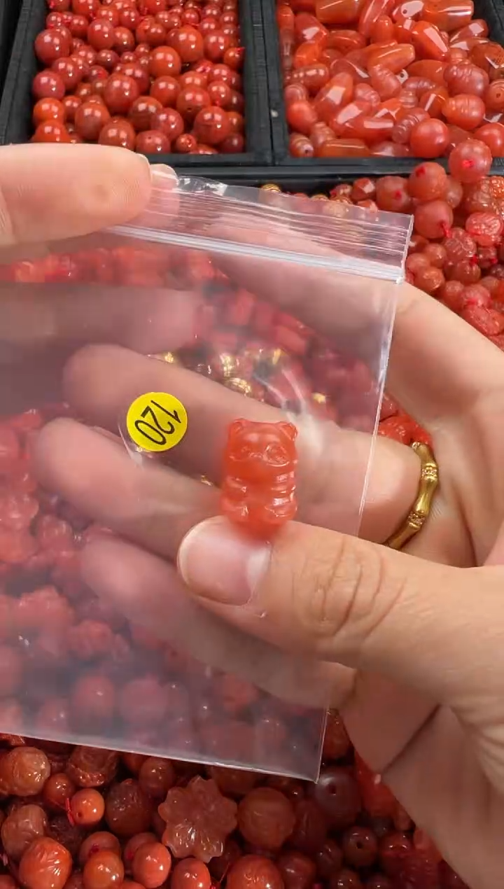 【闪购商品】南红玛瑙颈饰未镶嵌1