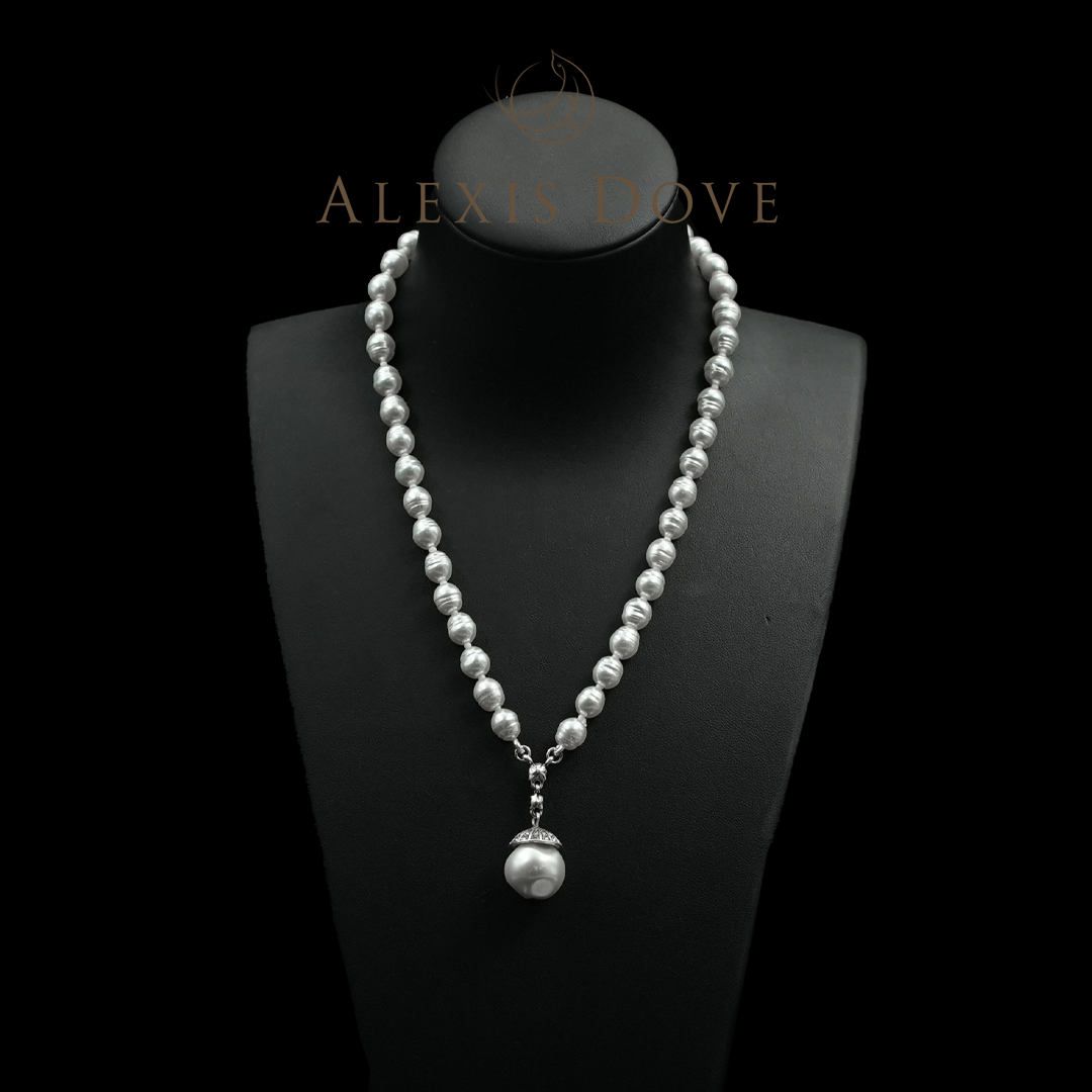 铜合金仿珍珠项链 法式温柔轻奢之秋项链