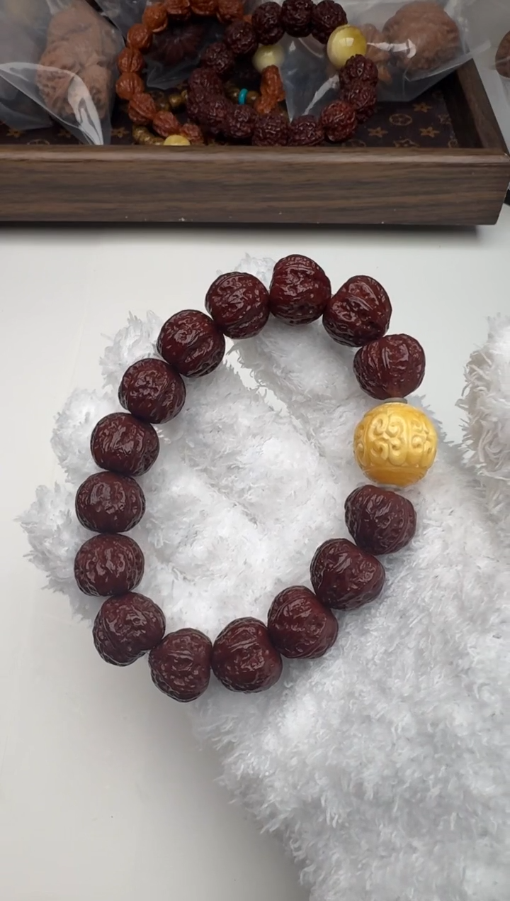 【闪购商品】文玩核桃把件小核桃