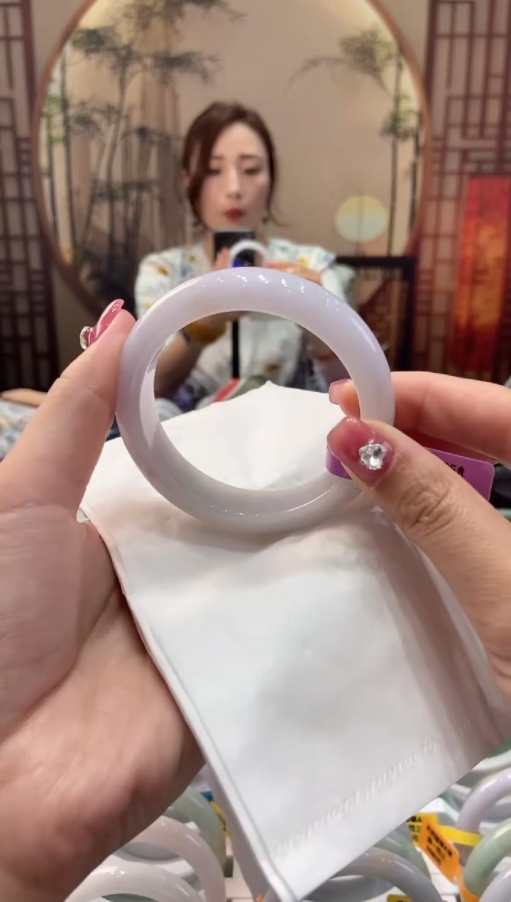 【闪购商品】翡翠手镯未镶嵌00009547
