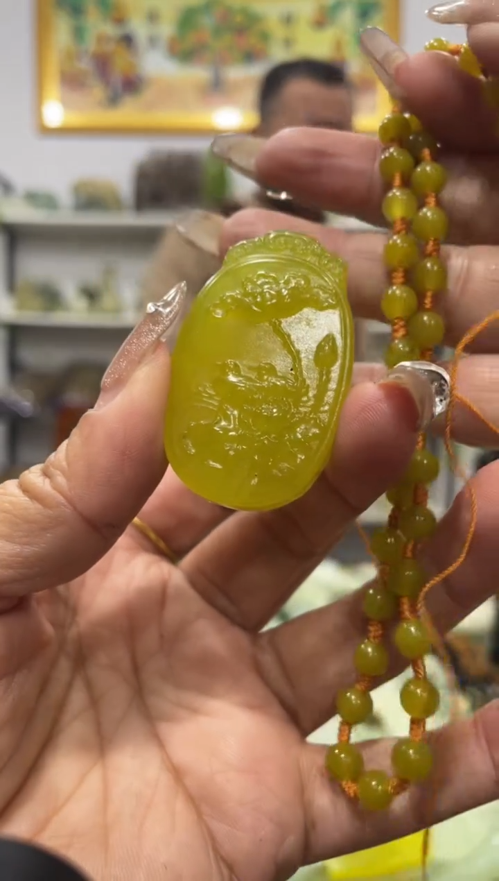 【闪购商品】岫玉吊坠未镶嵌               