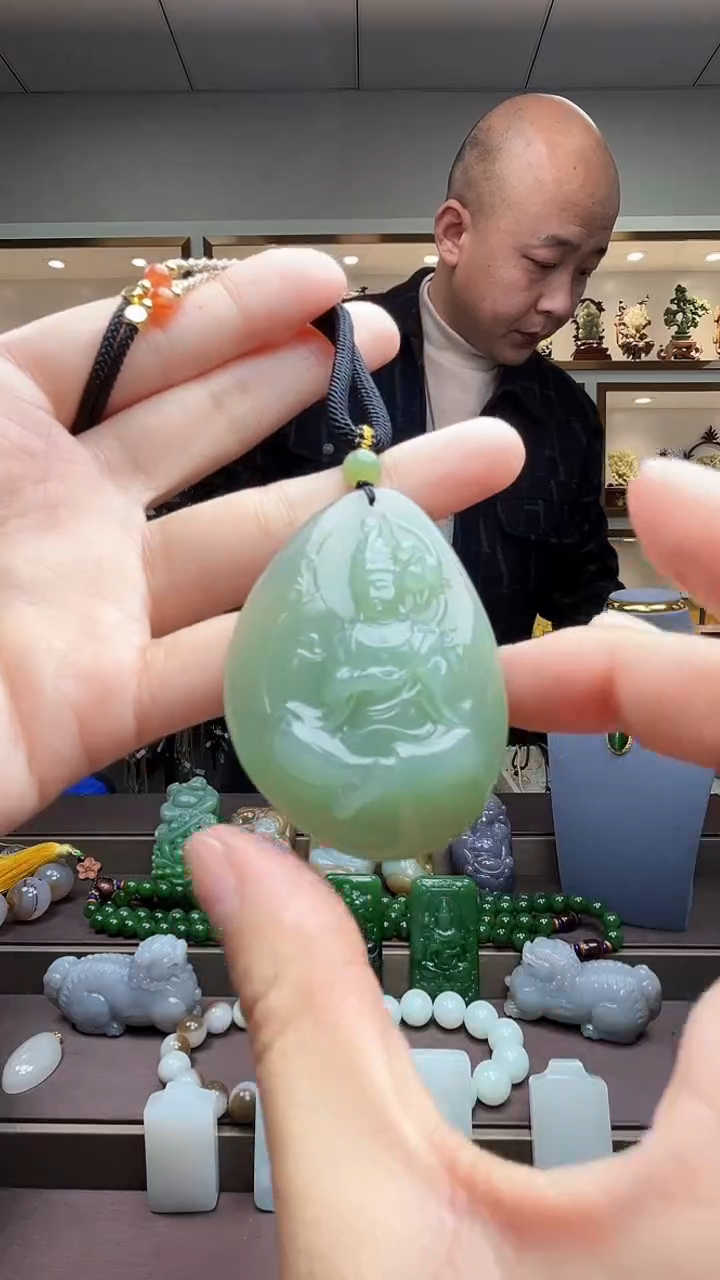 【闪购商品】和田玉颈饰未镶嵌苏