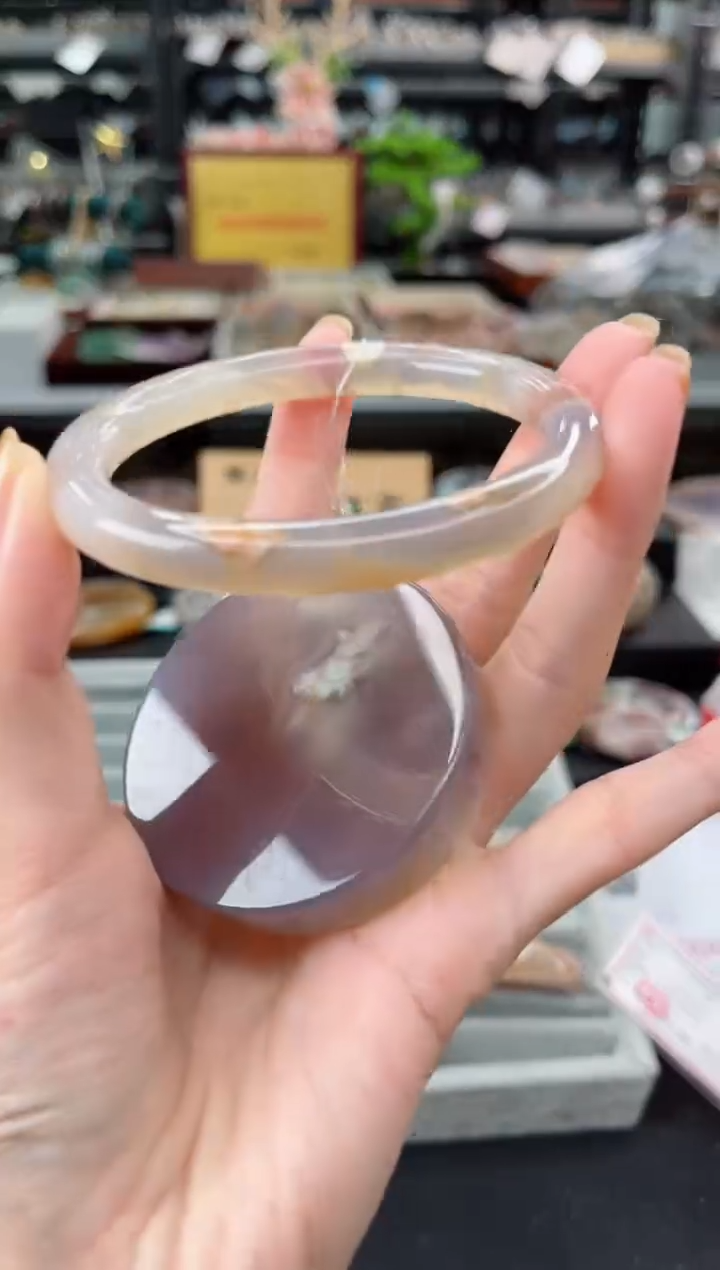 【闪购商品】石英质玉手镯未镶嵌62圈口（赠品镯心）3455387