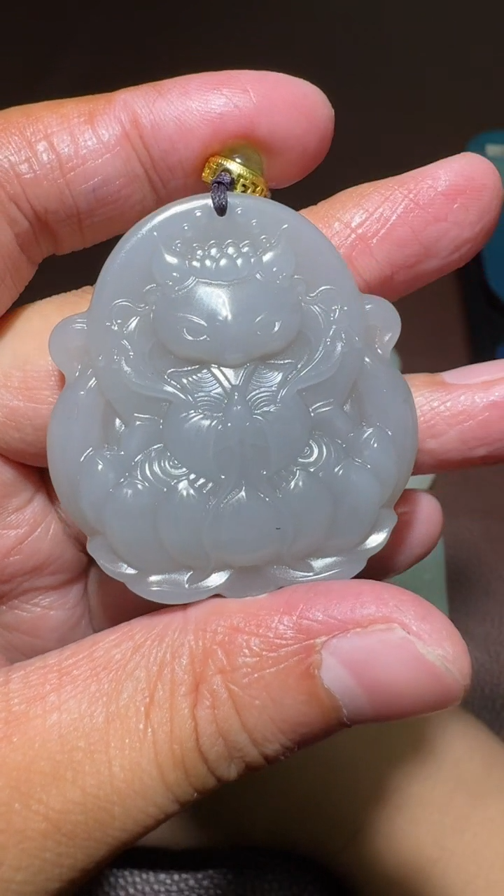 未镶嵌和田玉挂件猪* 和田玉