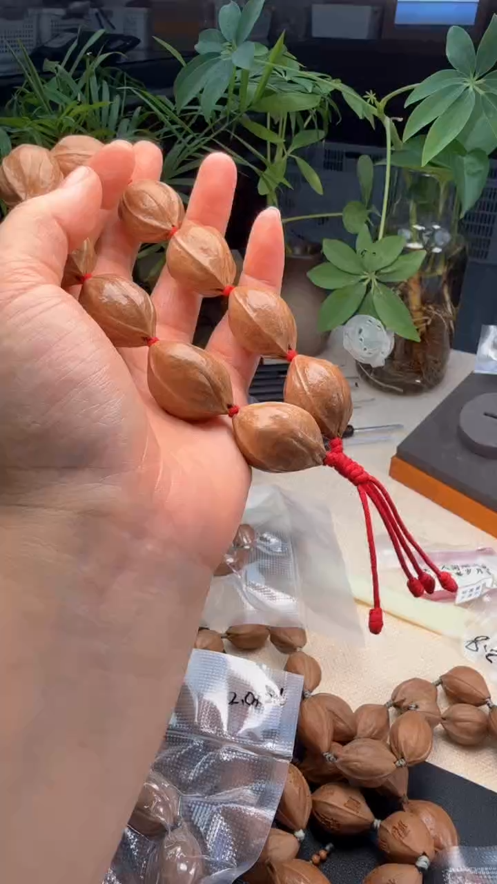 【闪购商品】橄榄核手串/手链2.1成2.8铁核送鬼脸