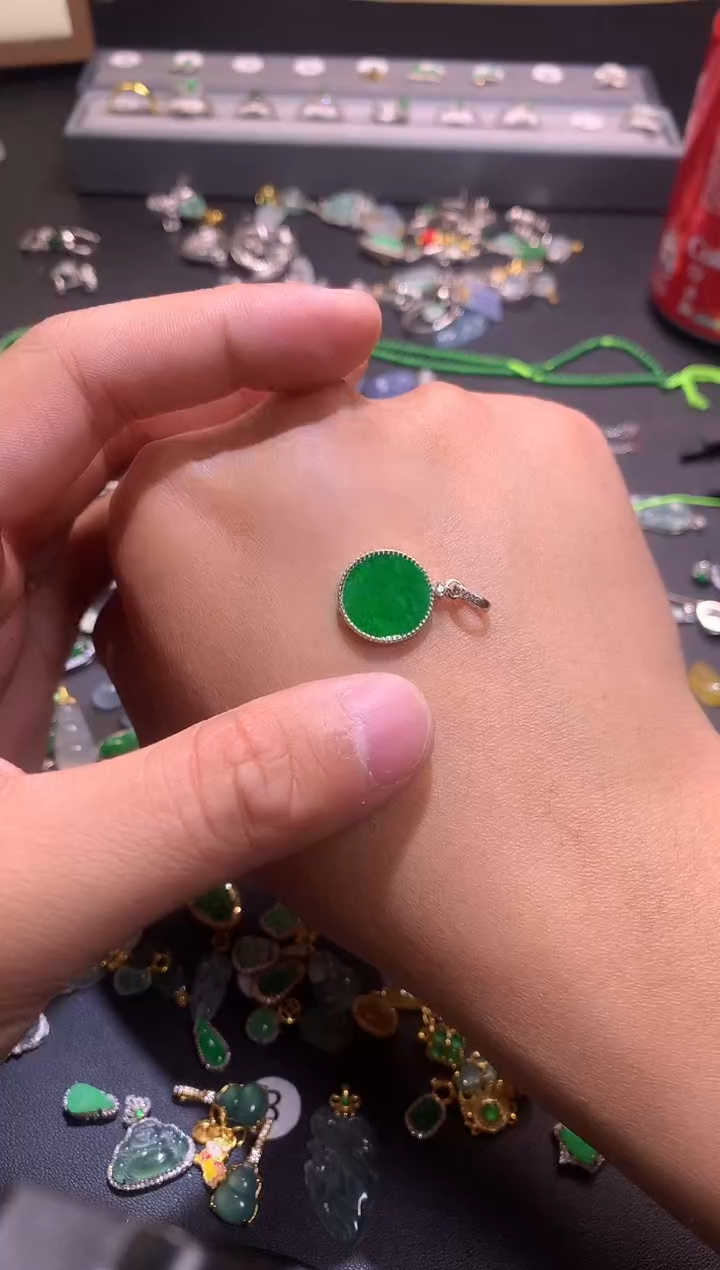 【闪购商品】翡翠吊坠(不含链)银S925镶嵌1