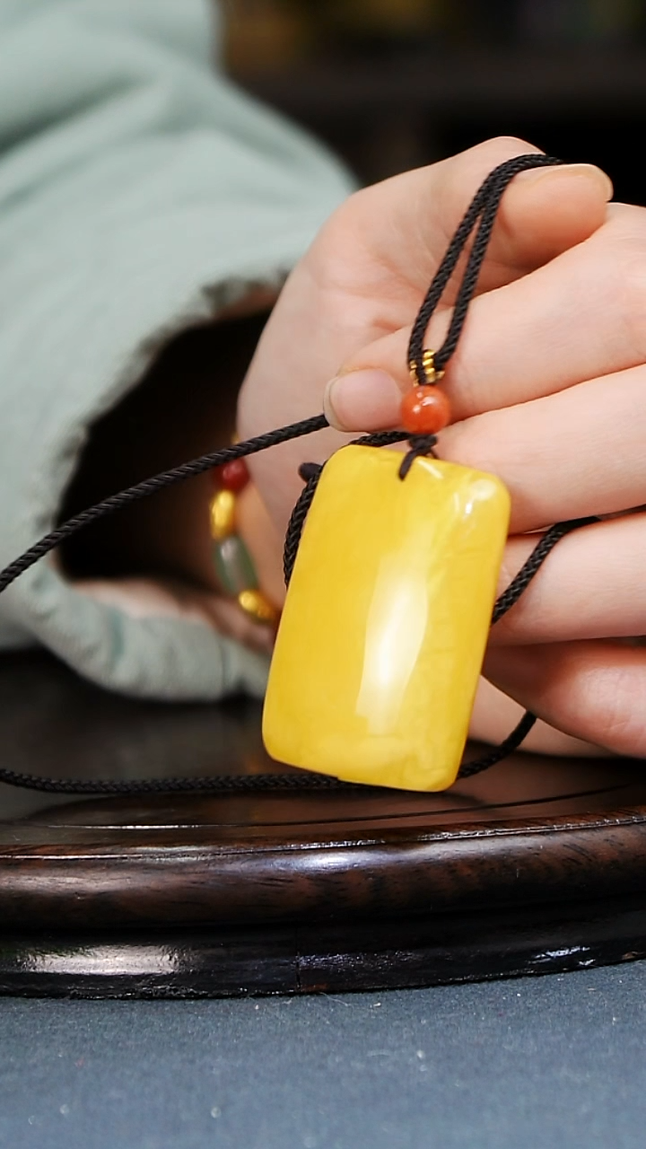 【闪购商品】铜文山居K蜜蜡挂件