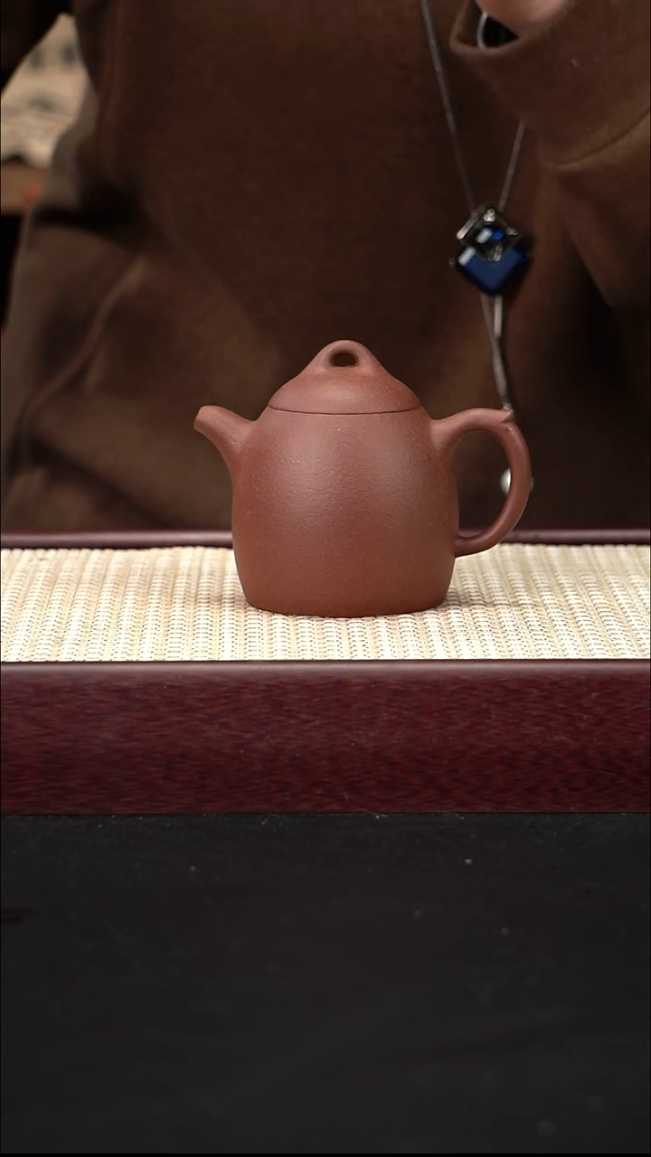 茶壶紫砂30目 粗砂底槽青 秦权