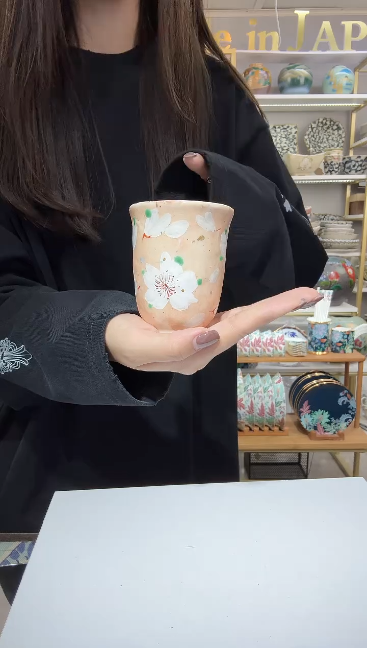 陶瓷和田一人薄墨桜湯呑WDH-34