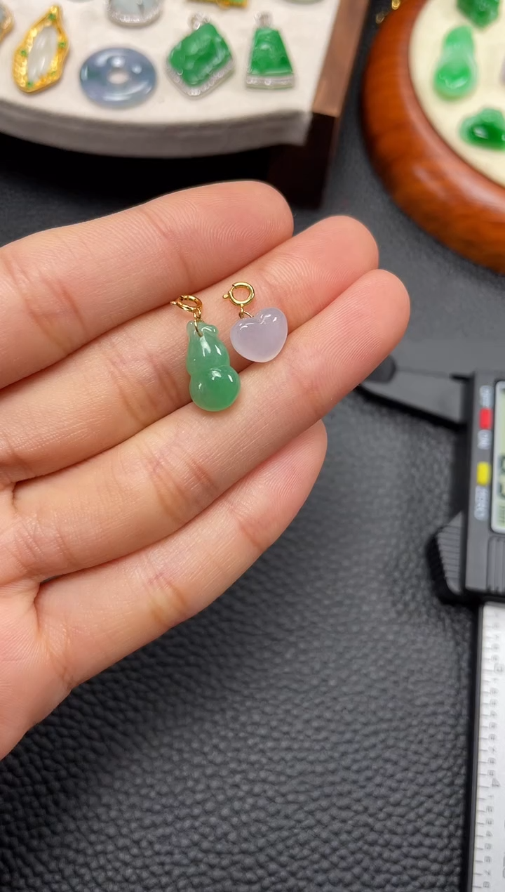 【闪购商品】翡翠吊坠(不含链)18K金镶嵌2个  JK259