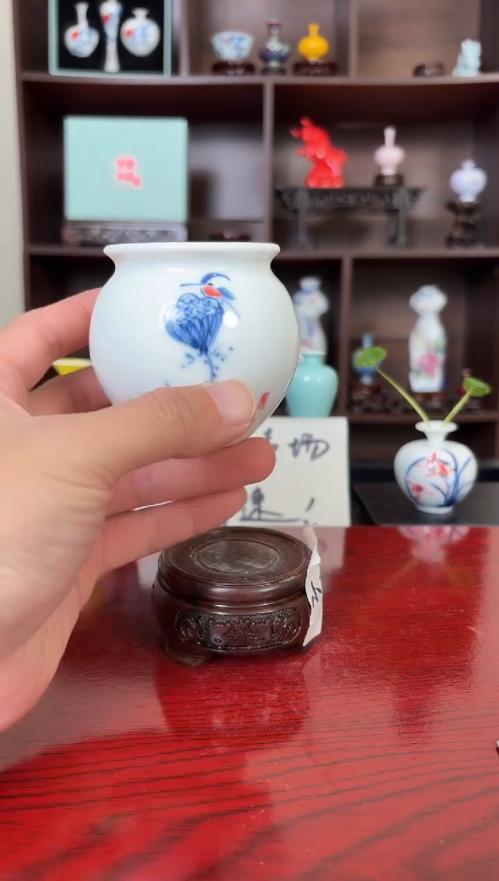 摆件瓷12.20晚微瑕小花瓶摆件