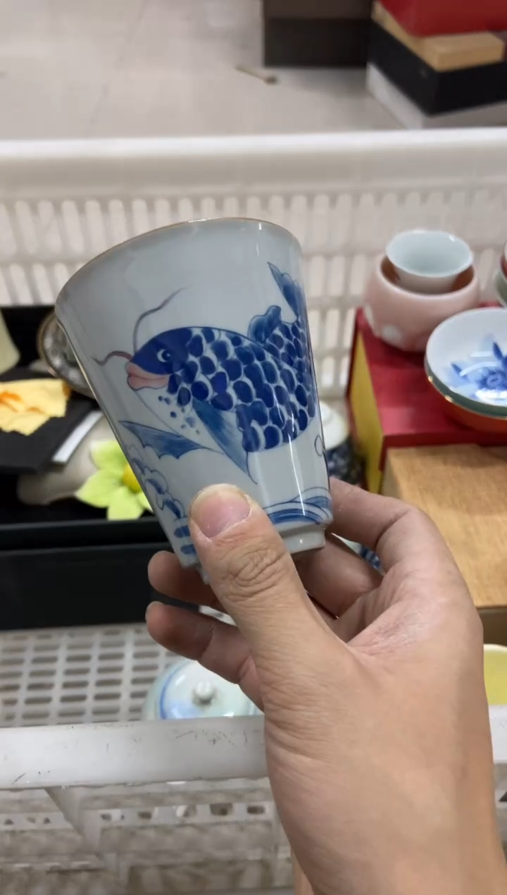 无运费险有瑕疵的摄影的产品有使用过的痕迹有点脏介意勿拍