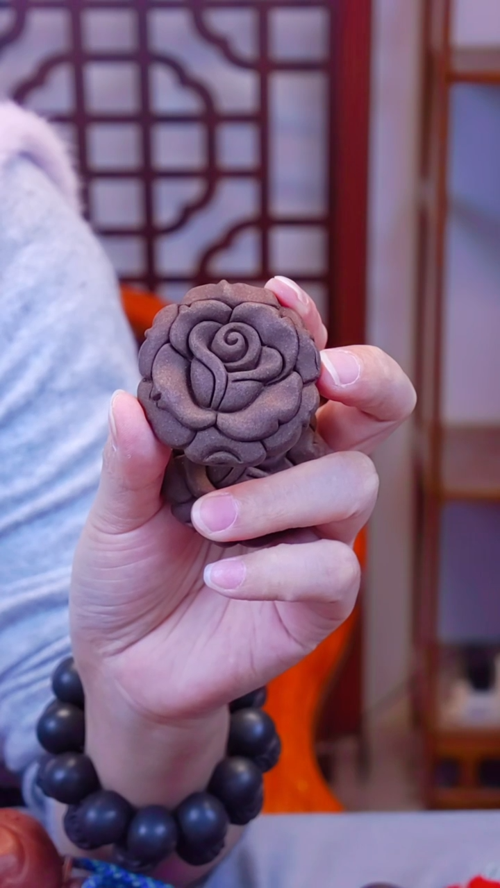 百合 玫瑰 福利 很瑕（介意勿拍）