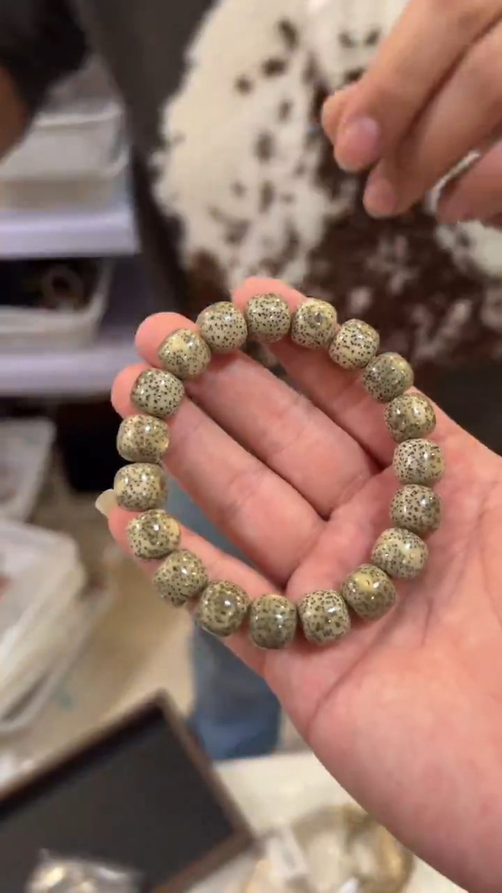 吊坠星月菩提大尺寸约12mm 18SG-340