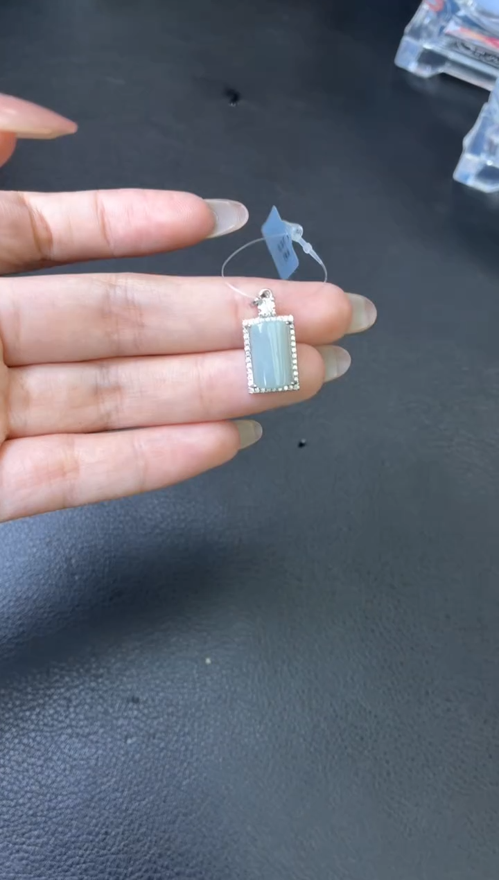 吊坠(不含链)银S925镶嵌翡翠吊坠 多样性发一件