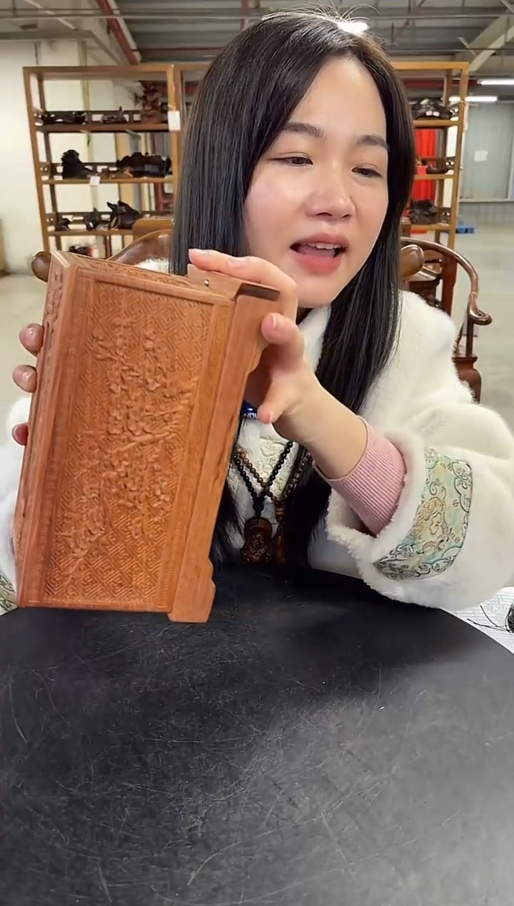 木DZ1816CM38花卉纹纸巾盒