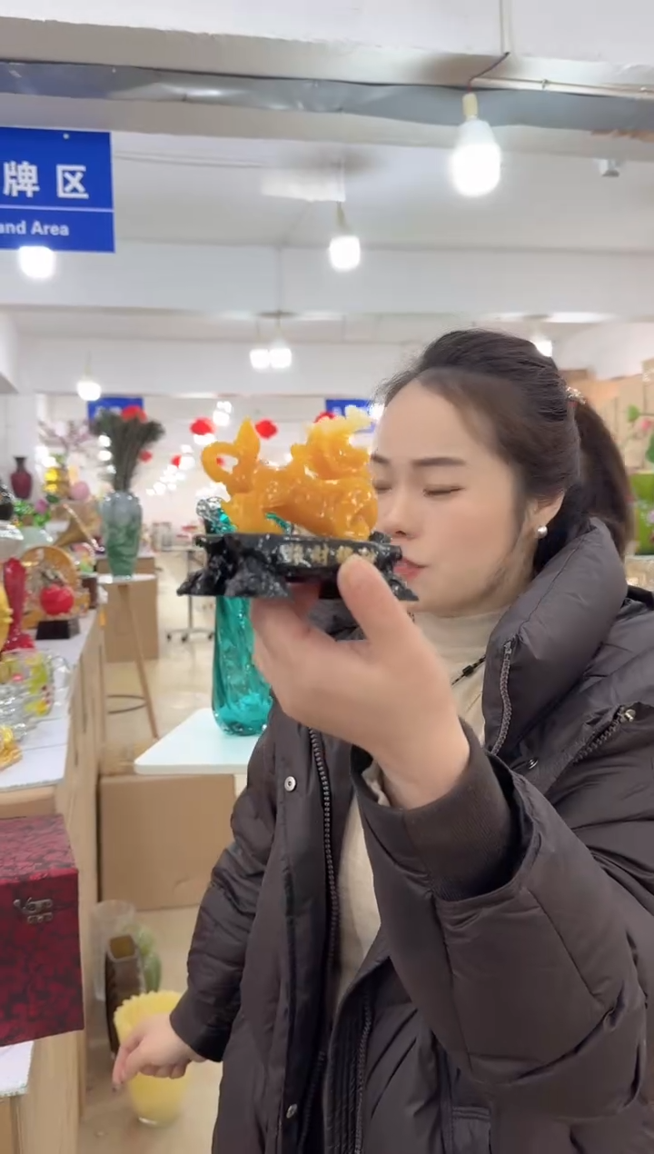 【闪购商品】无铅玻璃甄选花器-v-早 51