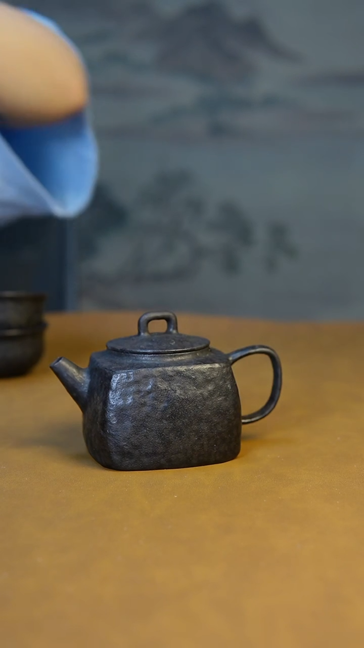 神**奕小四方冰碛岩随行壶