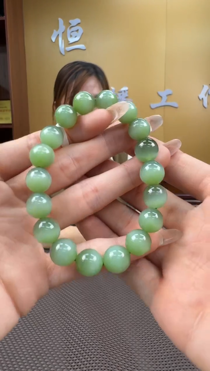 【闪购商品】和田玉手镯未镶嵌11-12mm