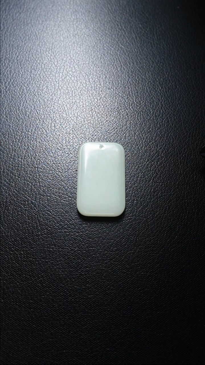 【闪购商品】和田玉颈饰未镶嵌无事牌