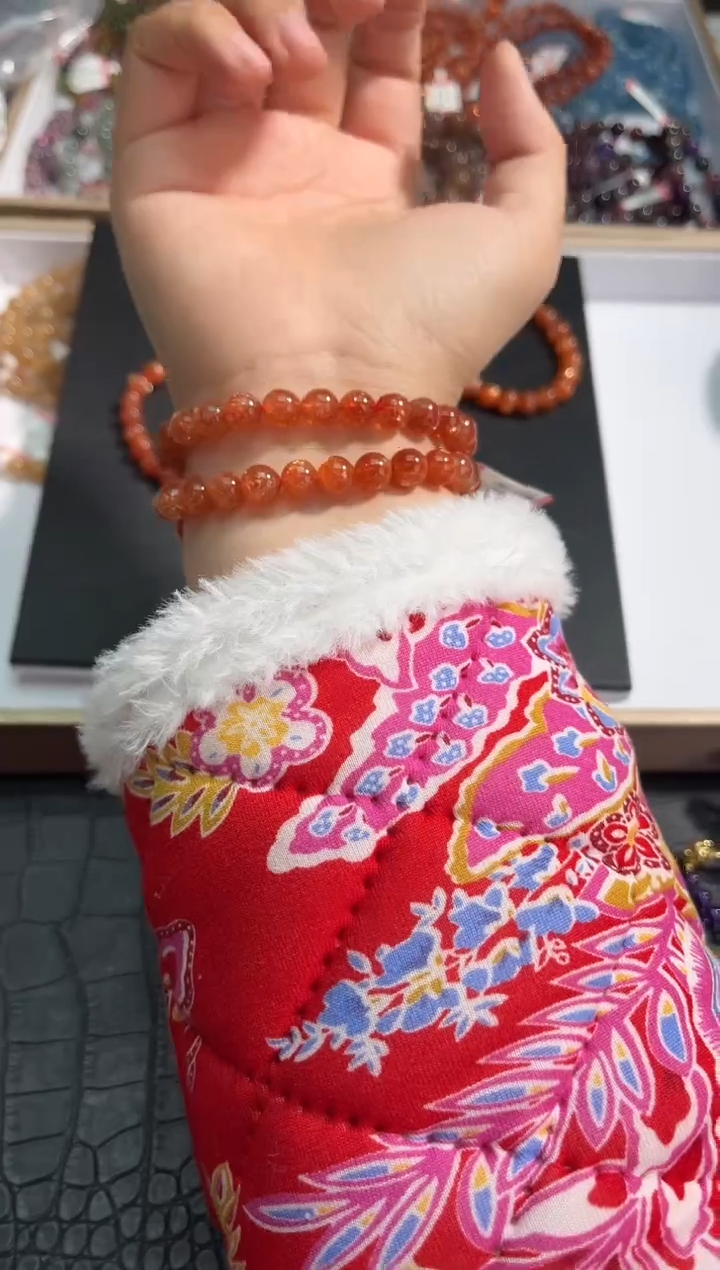 【闪购商品】水晶手链未镶嵌82多样性发其一金太阳7.8+