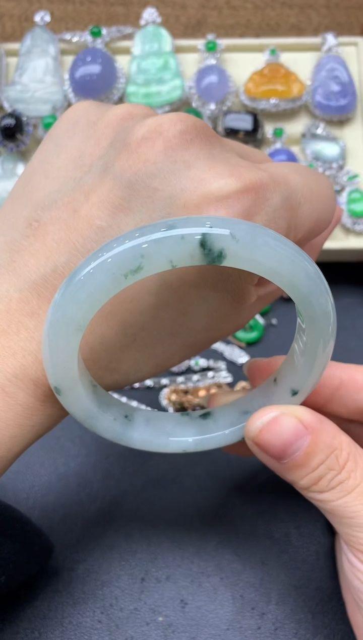 【闪购商品】翡翠手镯未镶嵌325-中国好珍宝