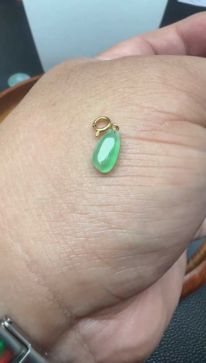颈饰18K金镶嵌翡翠（19号）纯天然A货缅甸翡翠 福瓜小滴溜