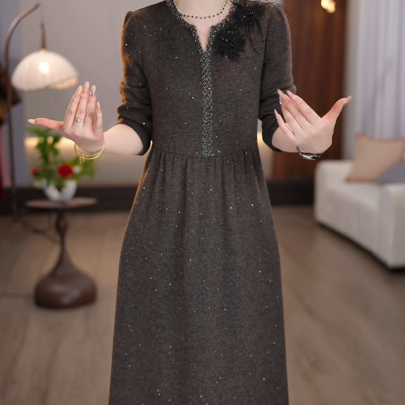 TZ【全额运补】2025冬款时尚气质显瘦复古优雅高贵名媛宽松连衣裙