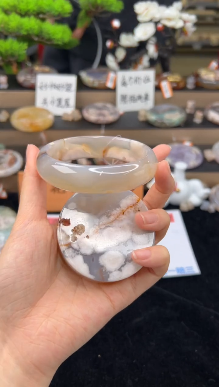 【闪购商品】石英质玉手镯未镶嵌62圈口（赠送镯心）11553