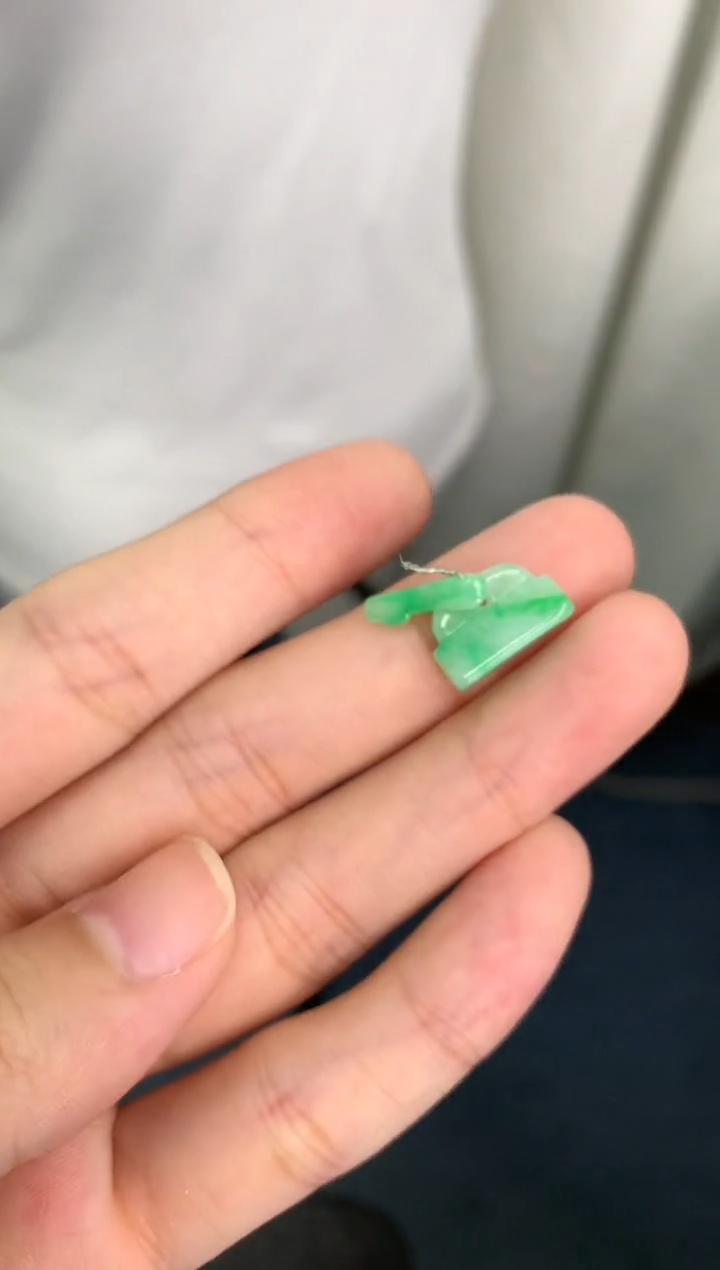 翡翠未镶嵌颈饰模式推广期48小时鉴赏期