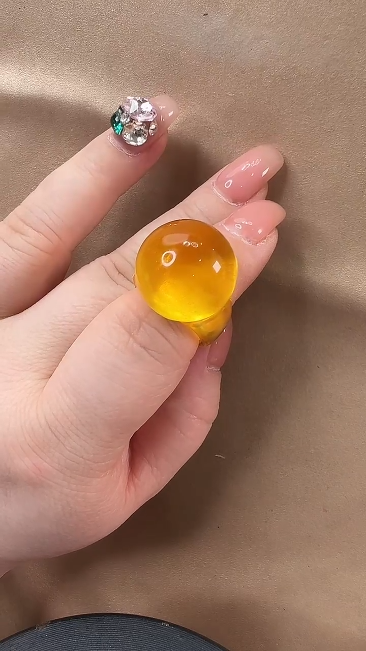 琥珀颈饰未镶嵌戒指