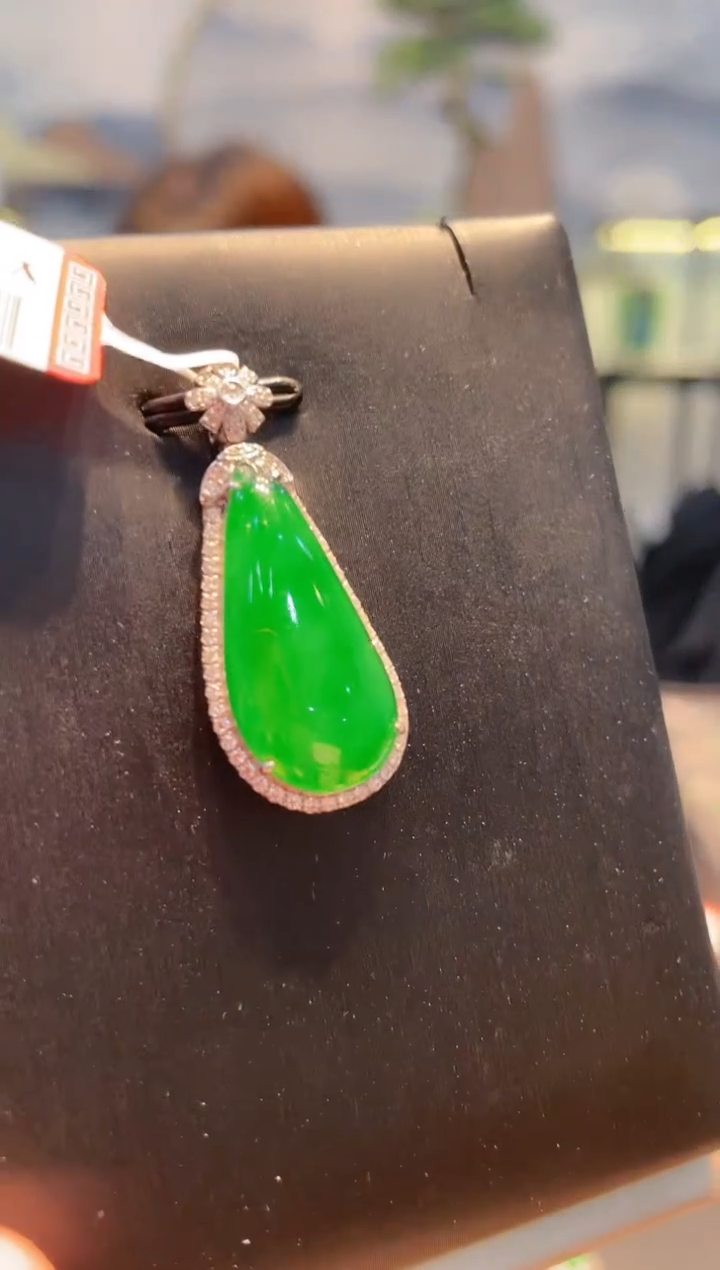 【闪购商品】翡翠颈饰18K金镶嵌A80天然A货翡翠