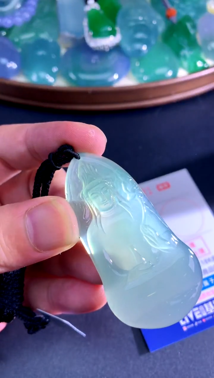 颈饰未镶嵌翡翠天然A货翡翠