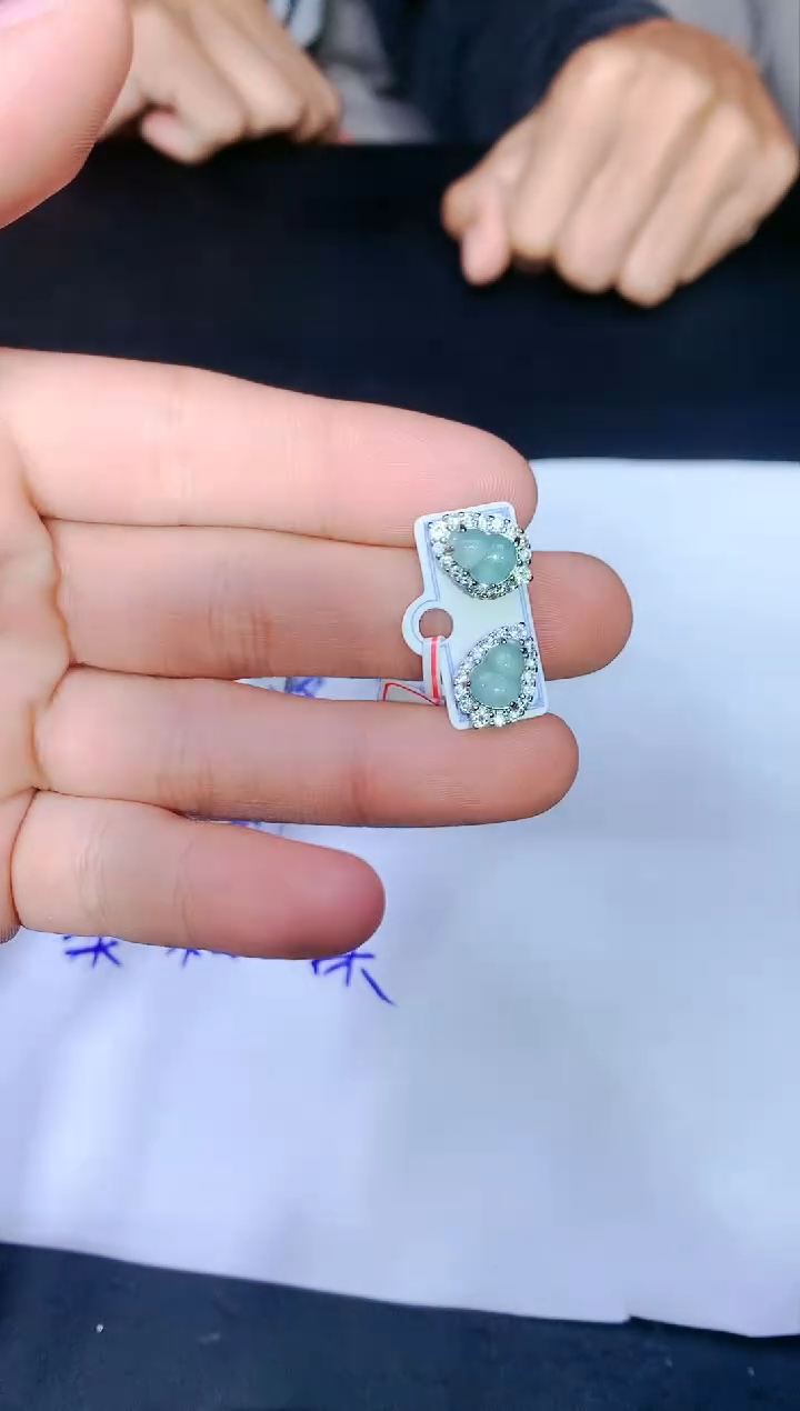 【闪购商品】定制翡翠未镶嵌35定制翡翠多样性发其一