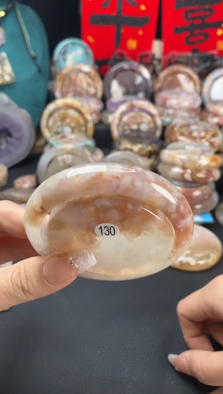 【闪购商品】石英质玉手镯（圆镯）未镶嵌57