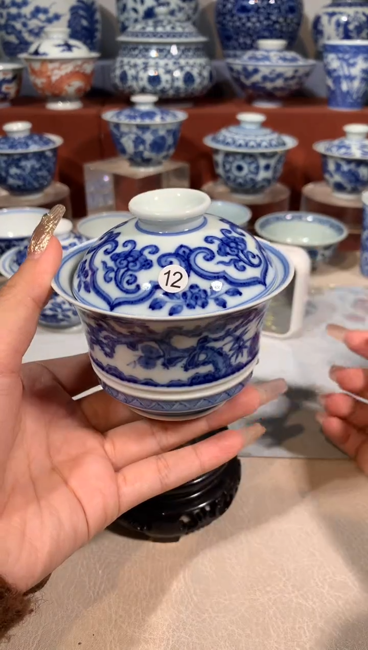 【闪购商品】摆件12青花松竹梅马蹄盖碗