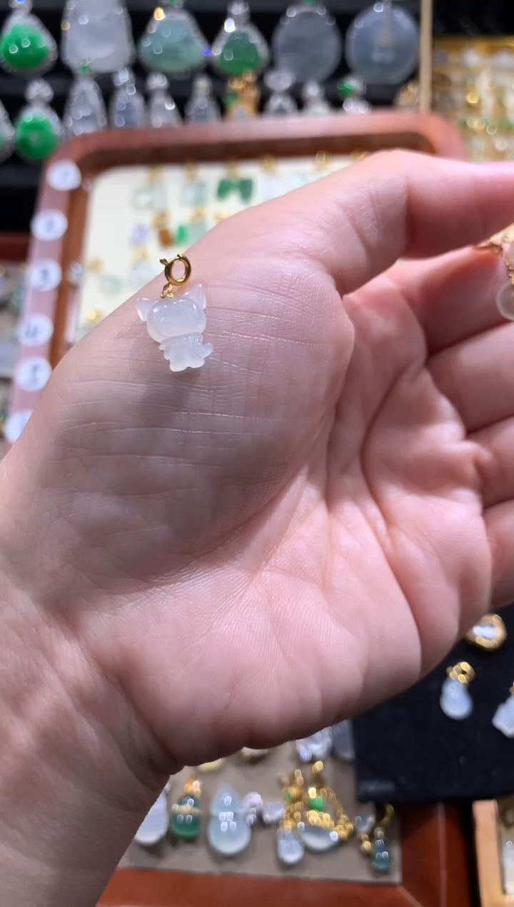 颈饰18K金镶嵌翡翠翡翠