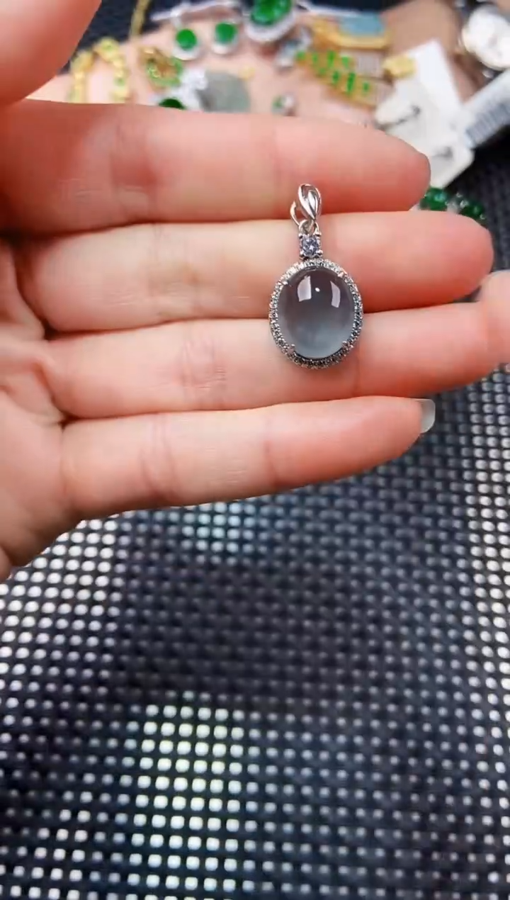 【闪购商品】翡翠吊坠(不含链)未镶嵌11111111111