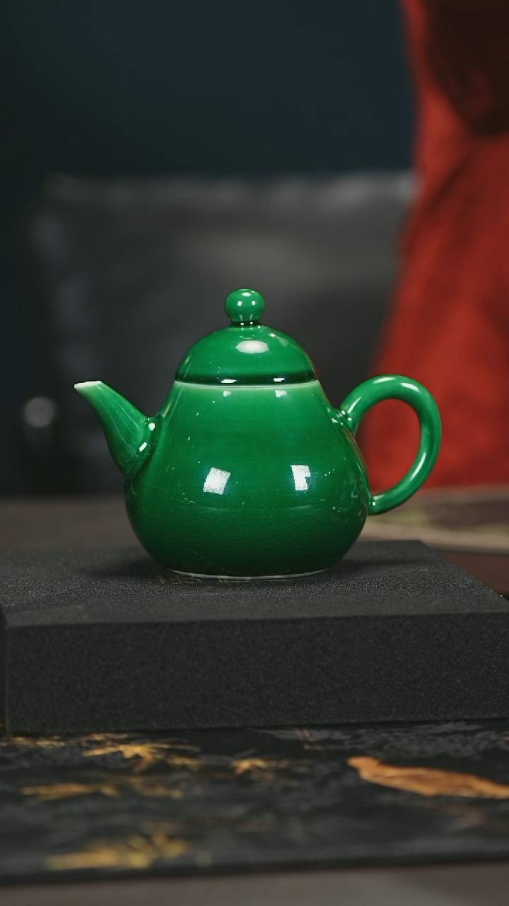 【闪购商品】 瓷堂里郎窑绿小壶