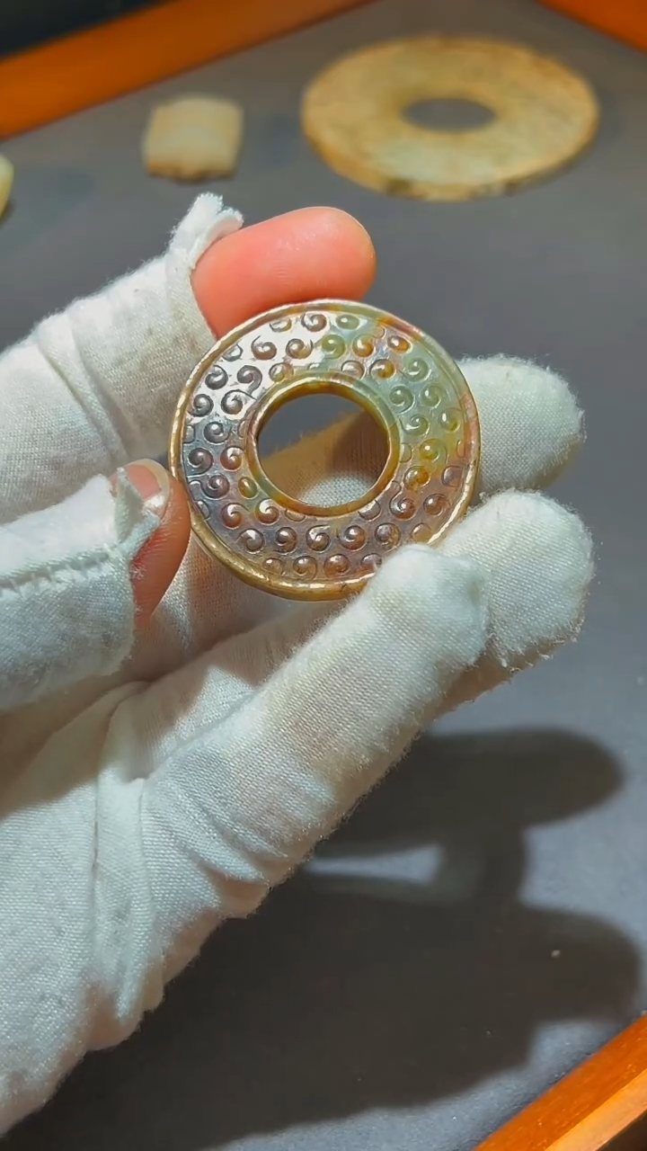 【闪购商品】和田玉颈饰未镶嵌1111111111