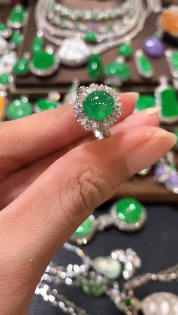 18K金镶嵌戒指翡翠z70 