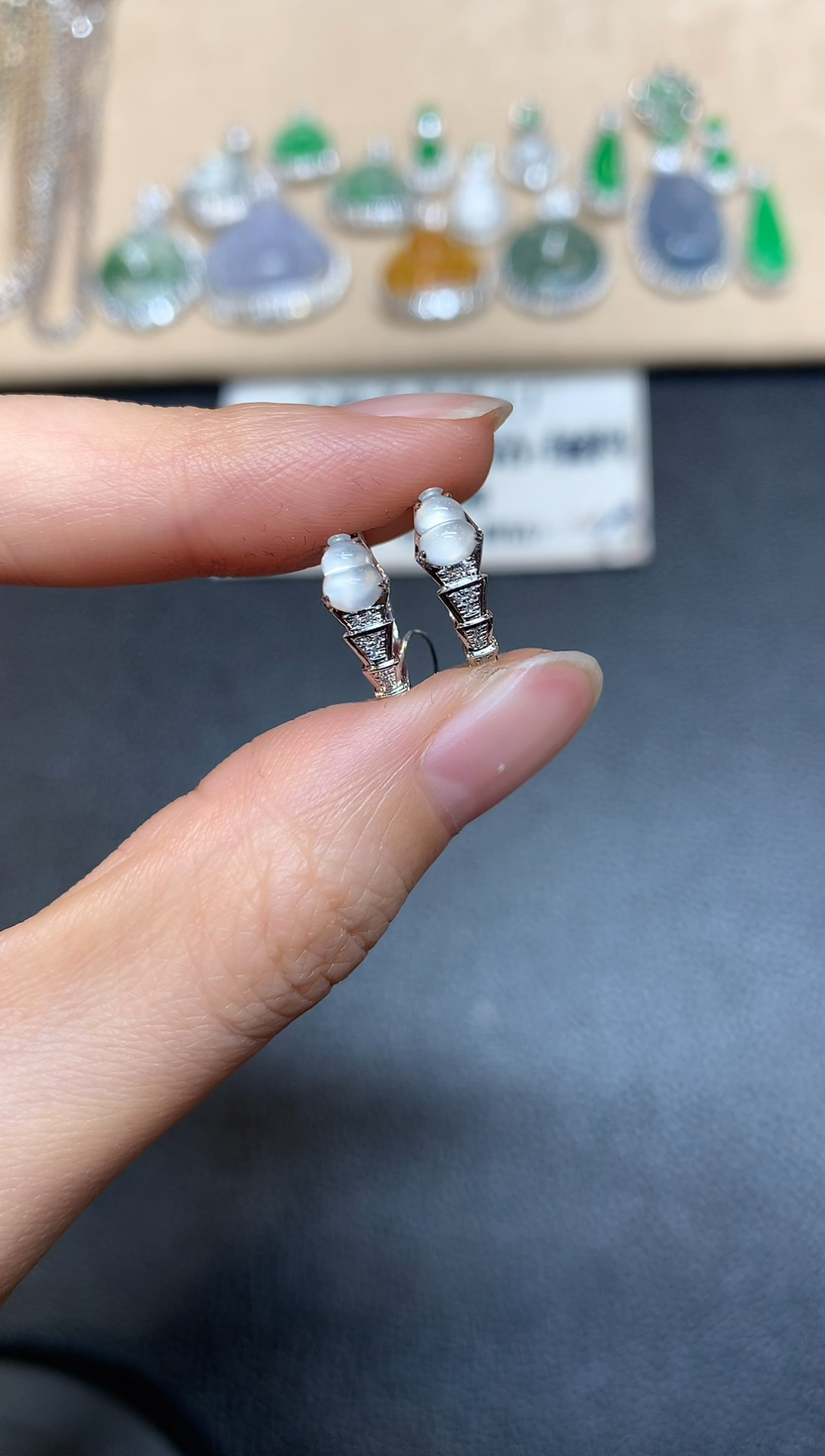 【闪购商品】翡翠耳饰18K金镶嵌【无服务费